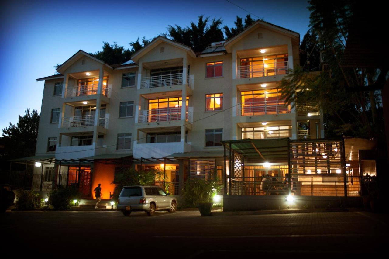 Hostel Bushpig Backpackers Kampala Exterior foto