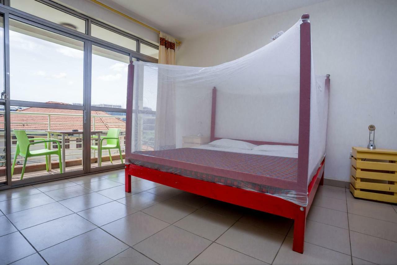 Hostel Bushpig Backpackers Kampala Exterior foto