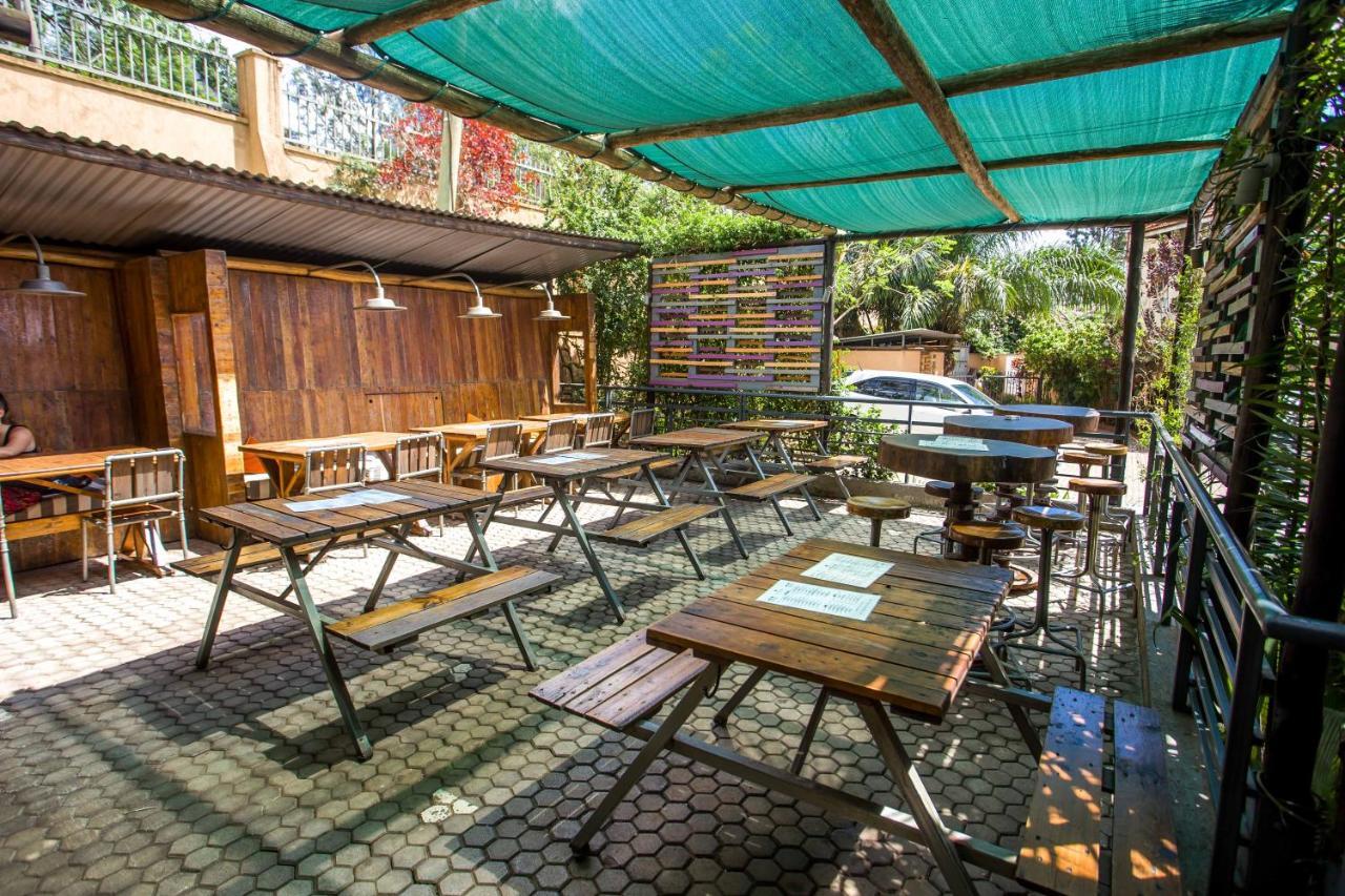 Hostel Bushpig Backpackers Kampala Exterior foto